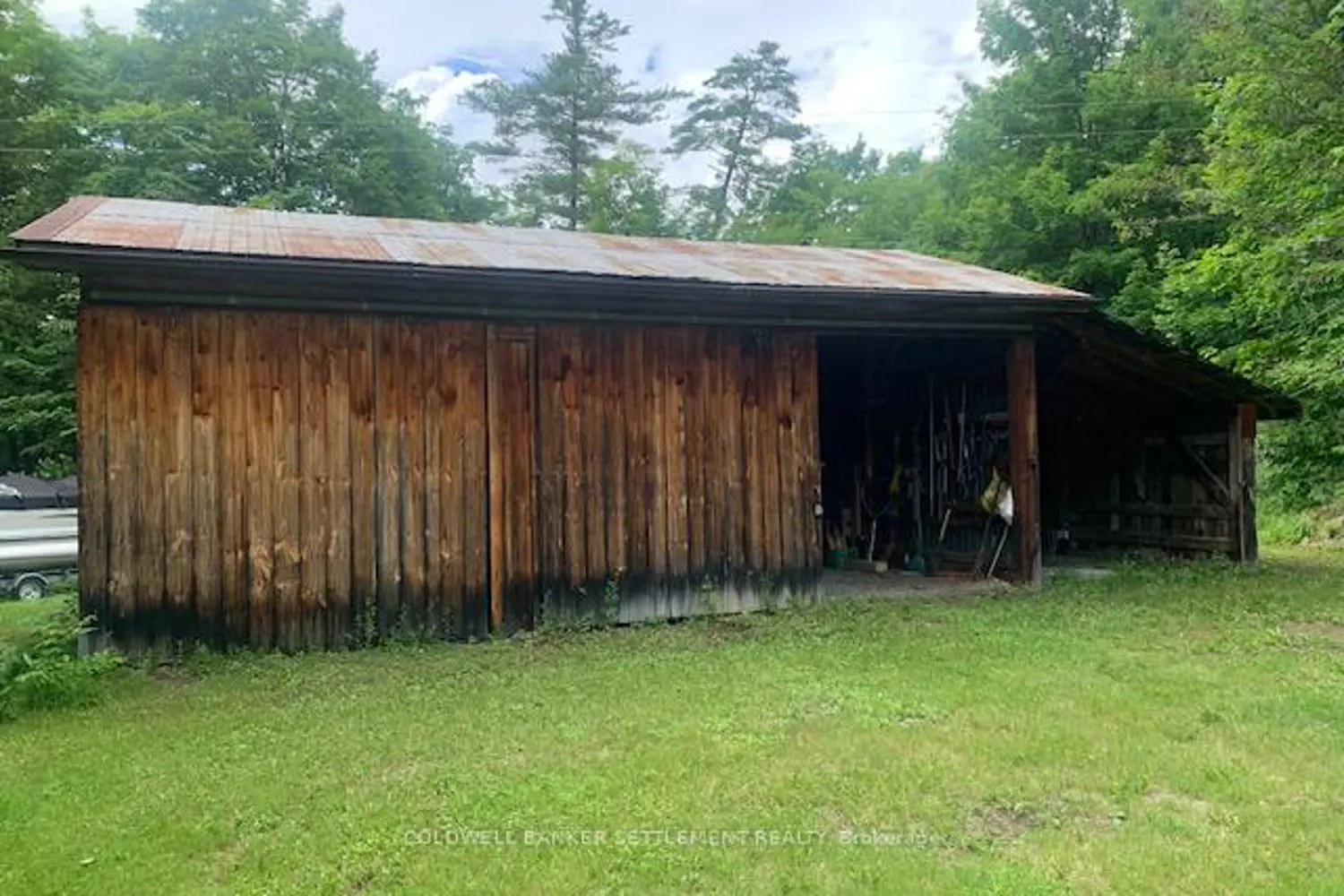 306 Hanna Road photo 3