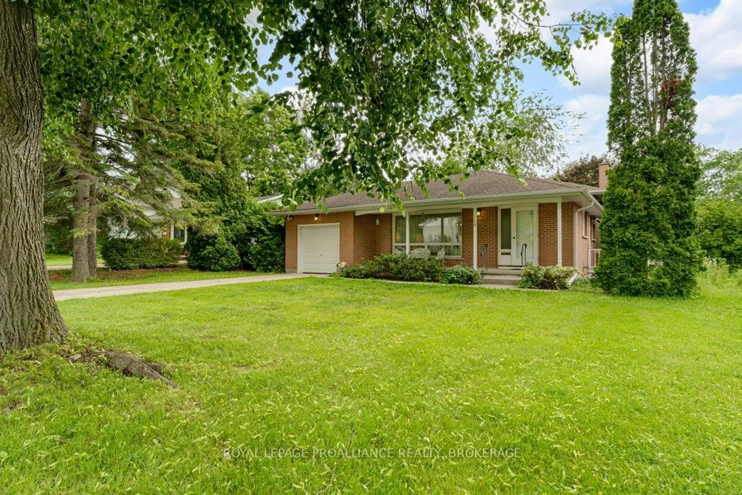 148 Campbell Crescent