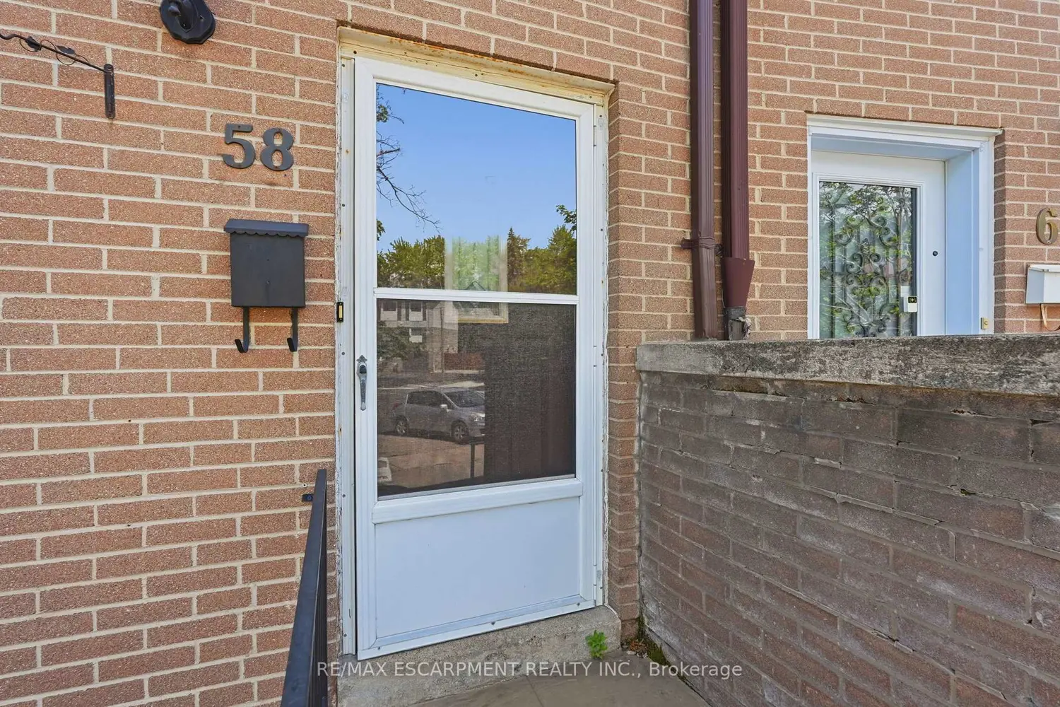 58 Onslow Court