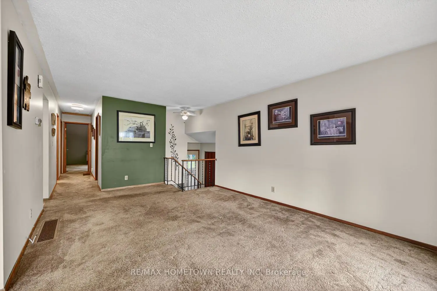 228 8Th Line Road photo 2