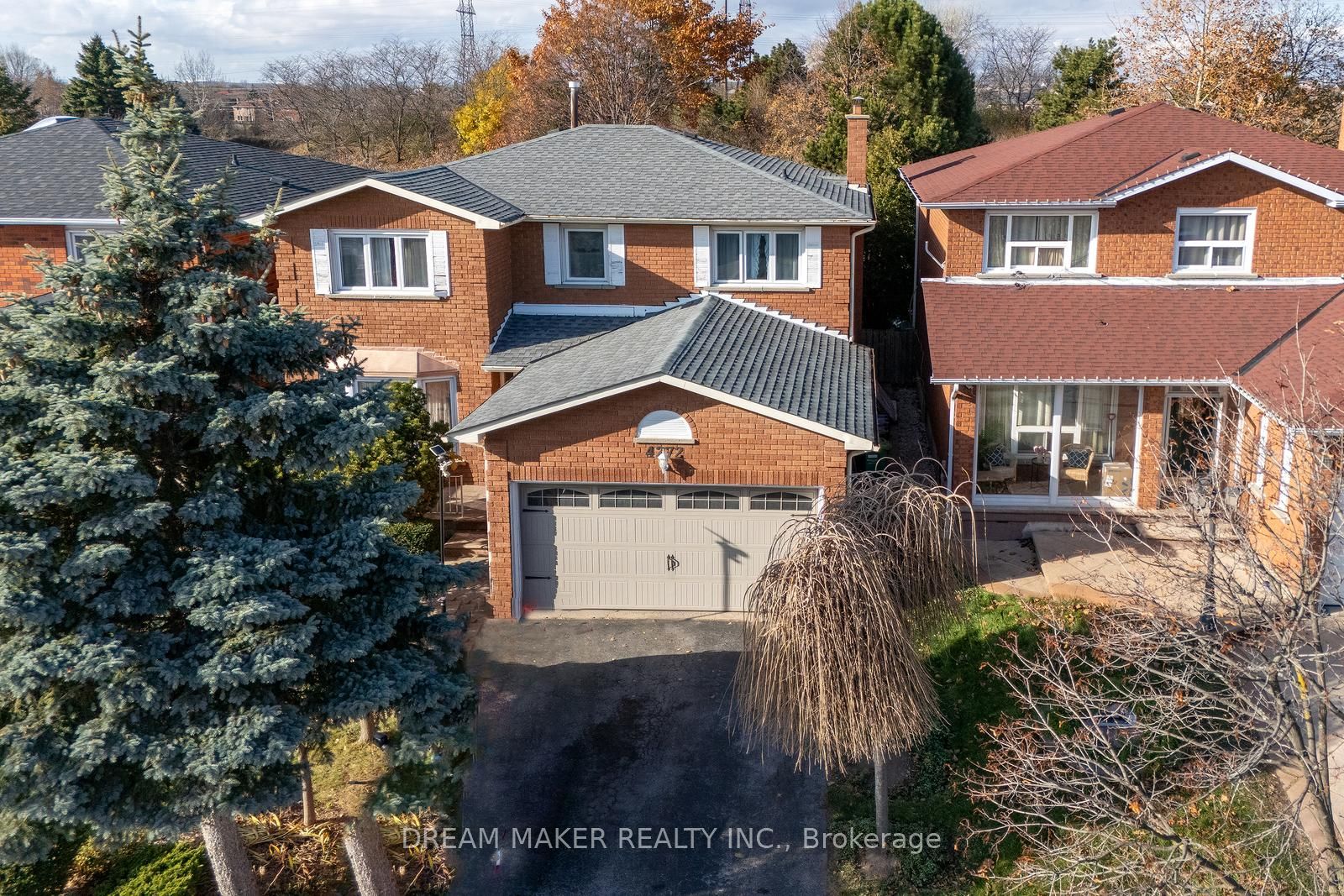 4272 Wakefield Crescent, Mississauga, ON, L5C 4M4