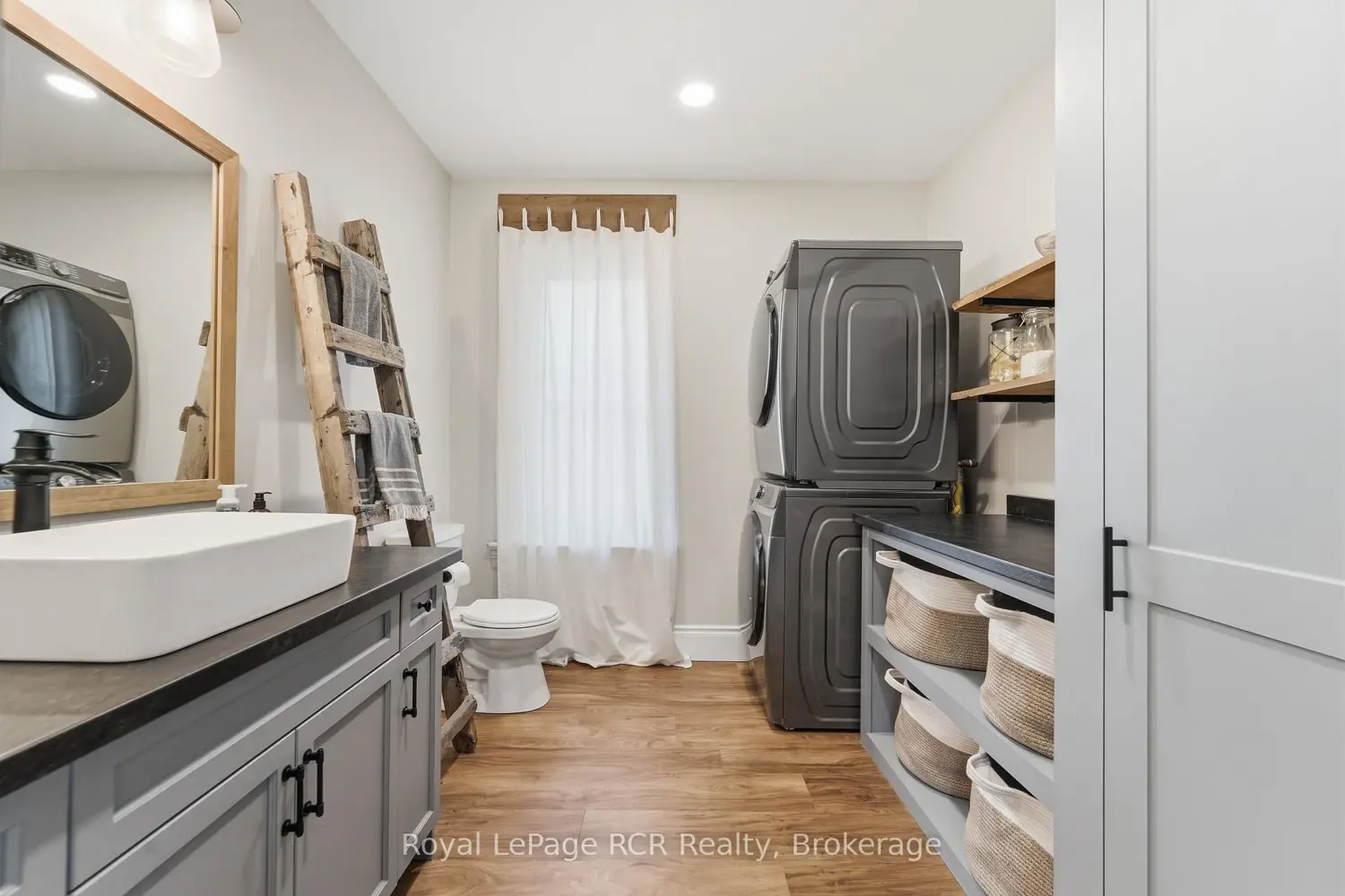 34 Goshen Street photo 5
