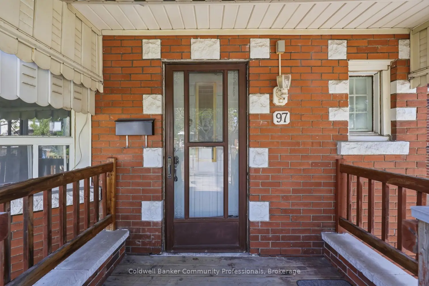 97 Tragina Avenue photo 3