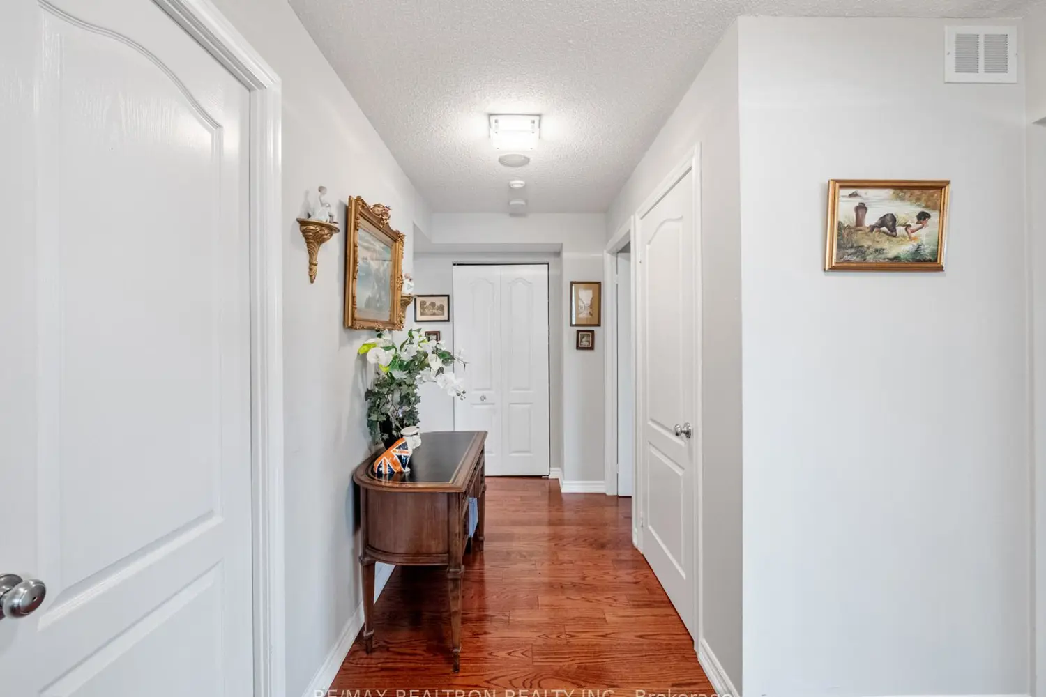 265 Ridley Boulevard 309 photo 2