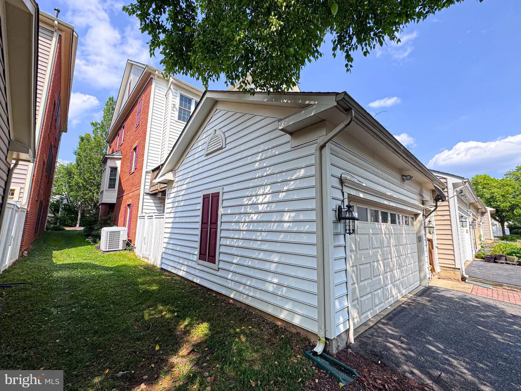 608 Pleasant Drive, Rockville, MD 20850