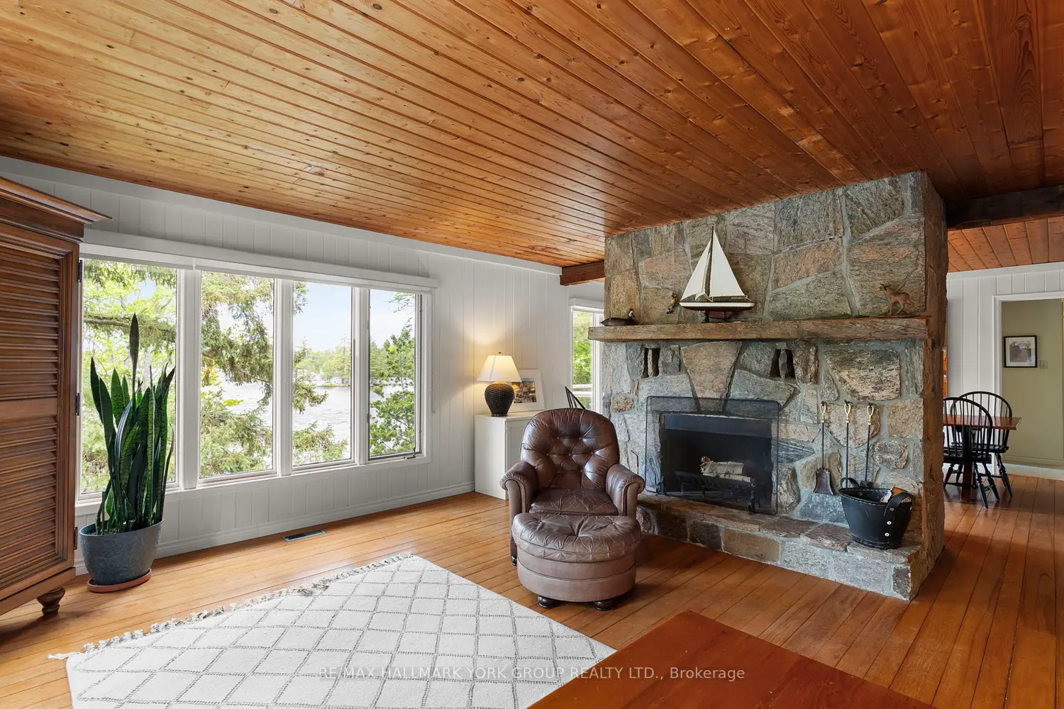 1291 Brackenrig Road photo 5
