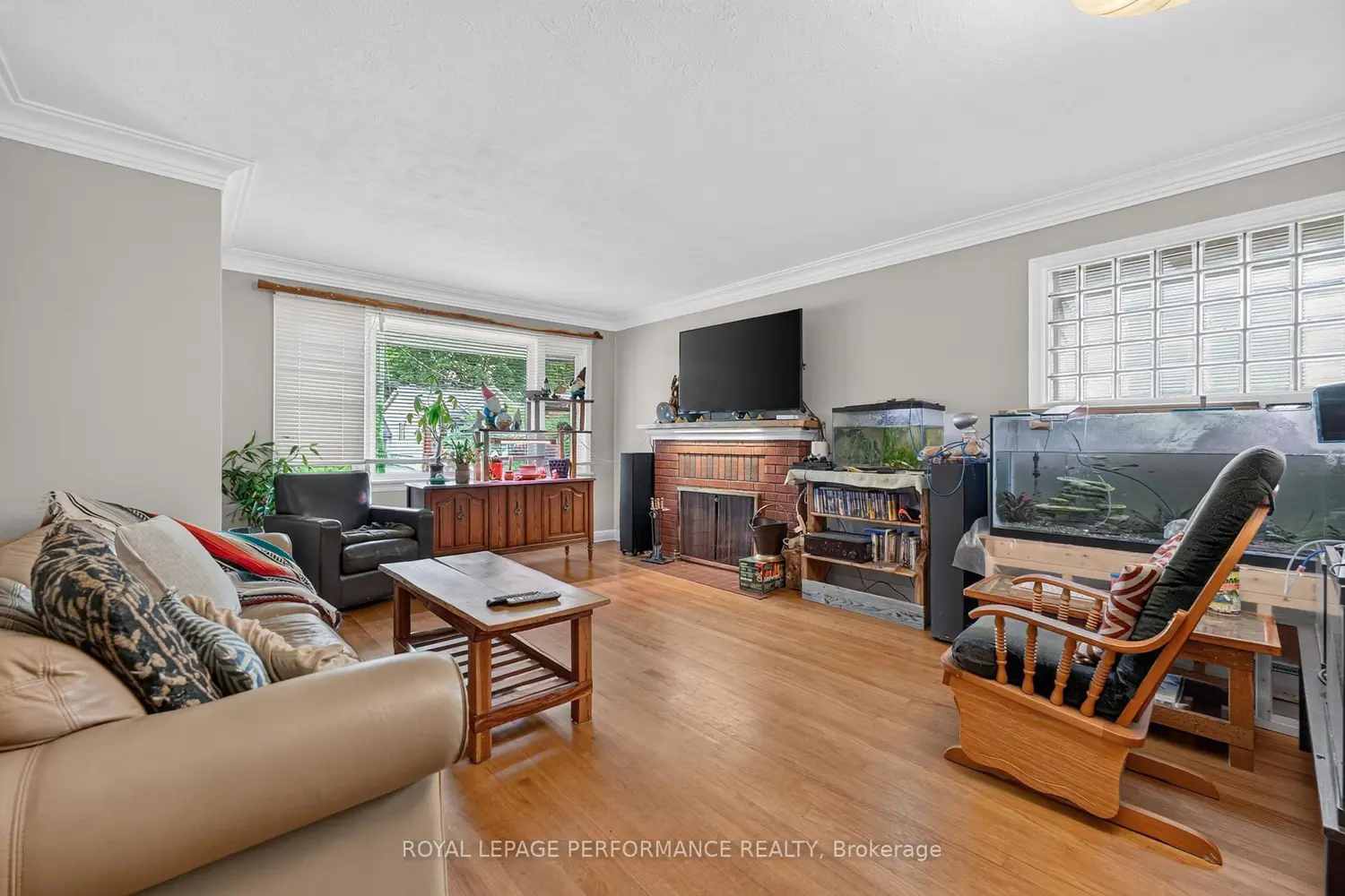 245 Compton Avenue photo 5