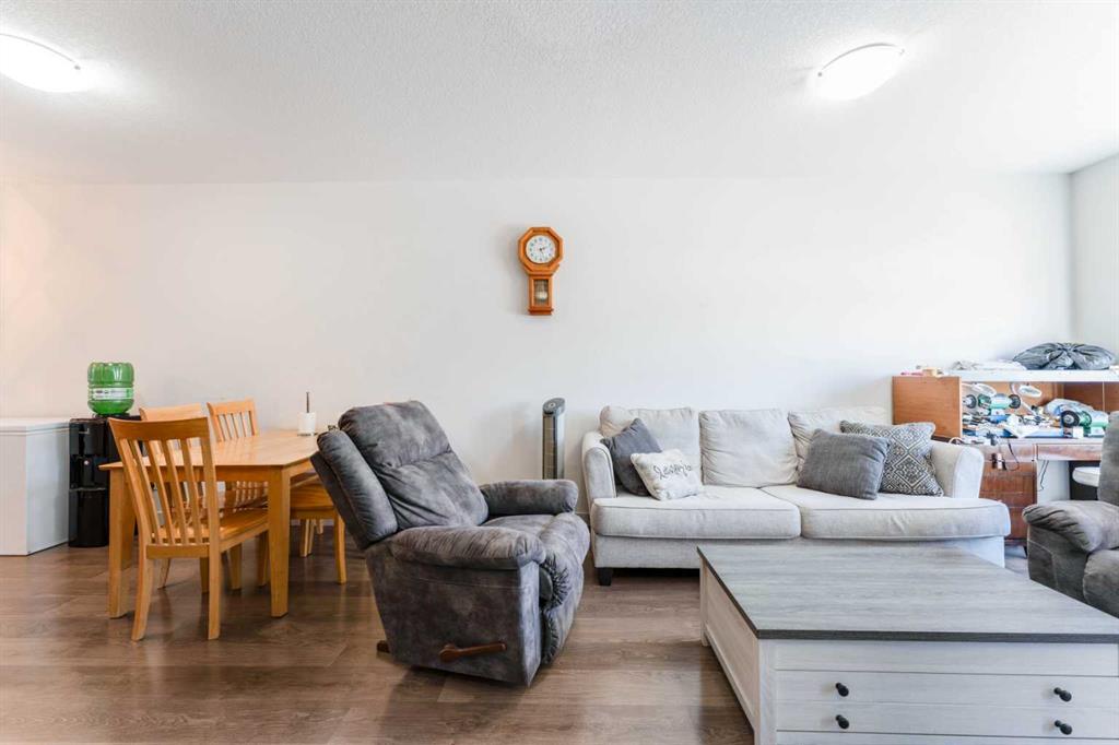 314 Redstone Boulevard NE, Calgary, AB, T3N 1K3 photo 4