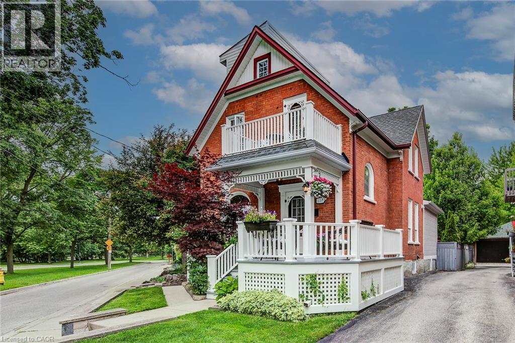 138 Water Street South, Kitchener, ON, N2G1Z5