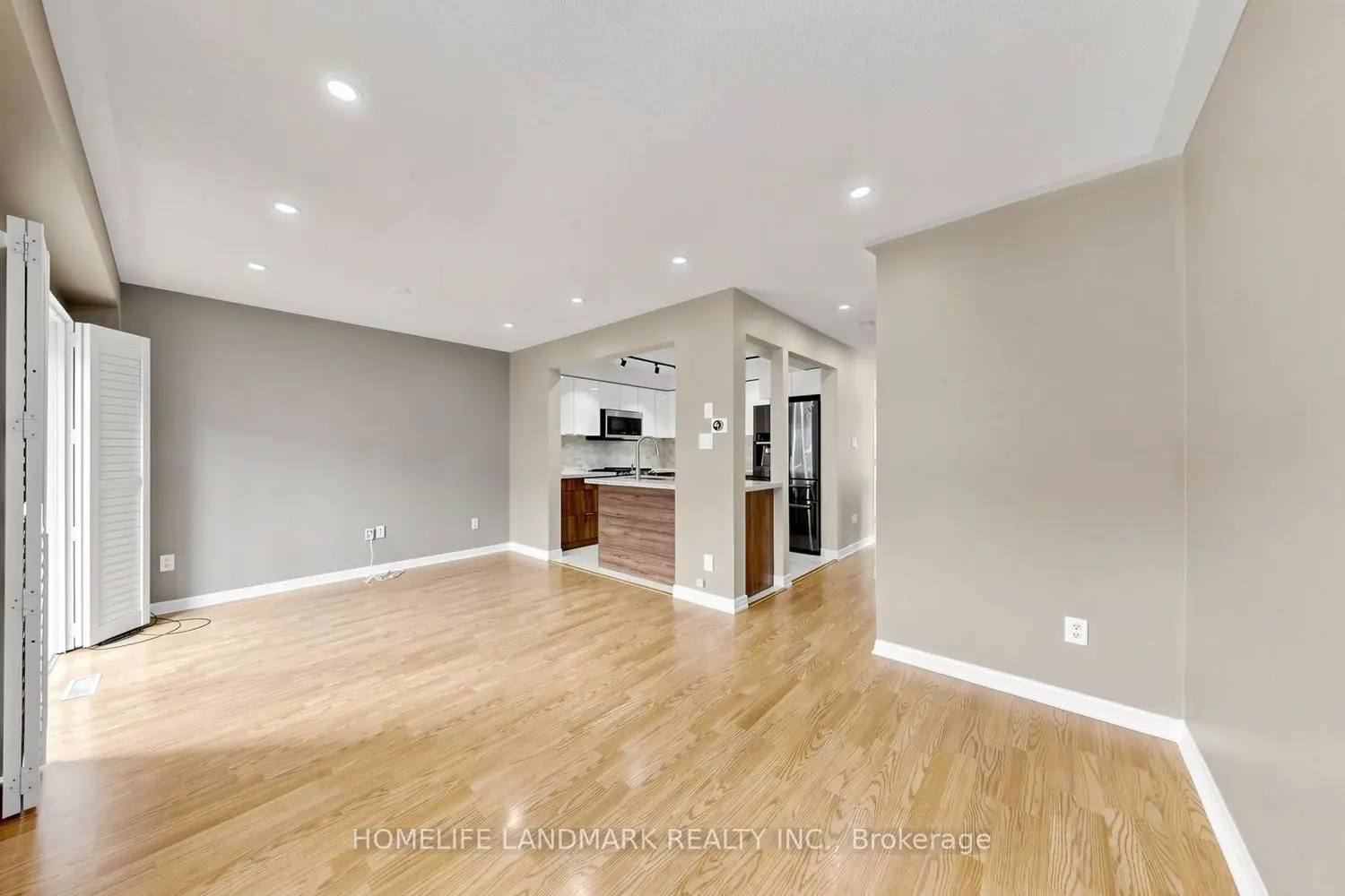 78 Bonello Crescent photo 4