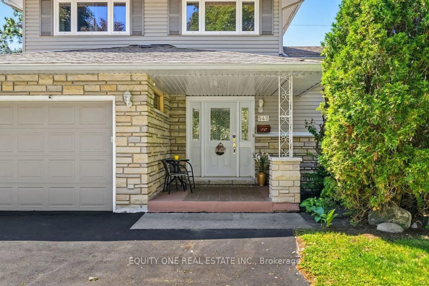 542 Sirois Avenue photo 4
