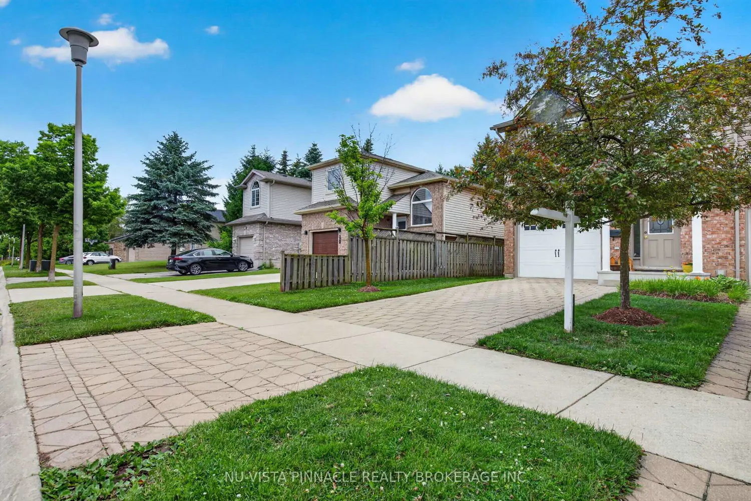 1272 Savannah Drive photo 2
