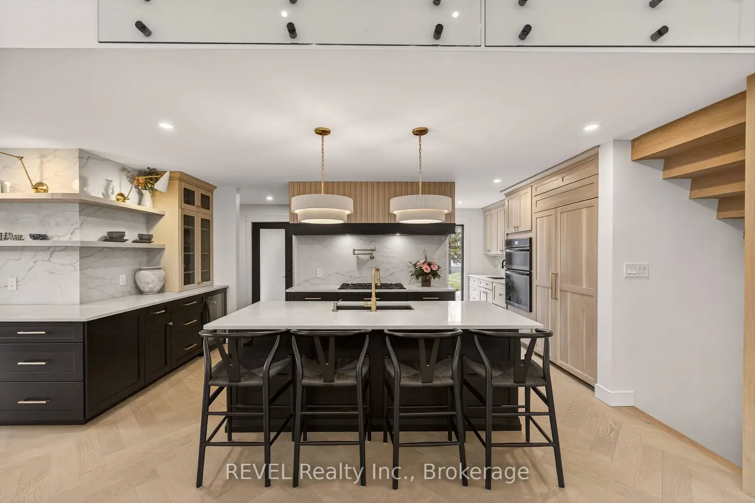 3901 White Road photo 4