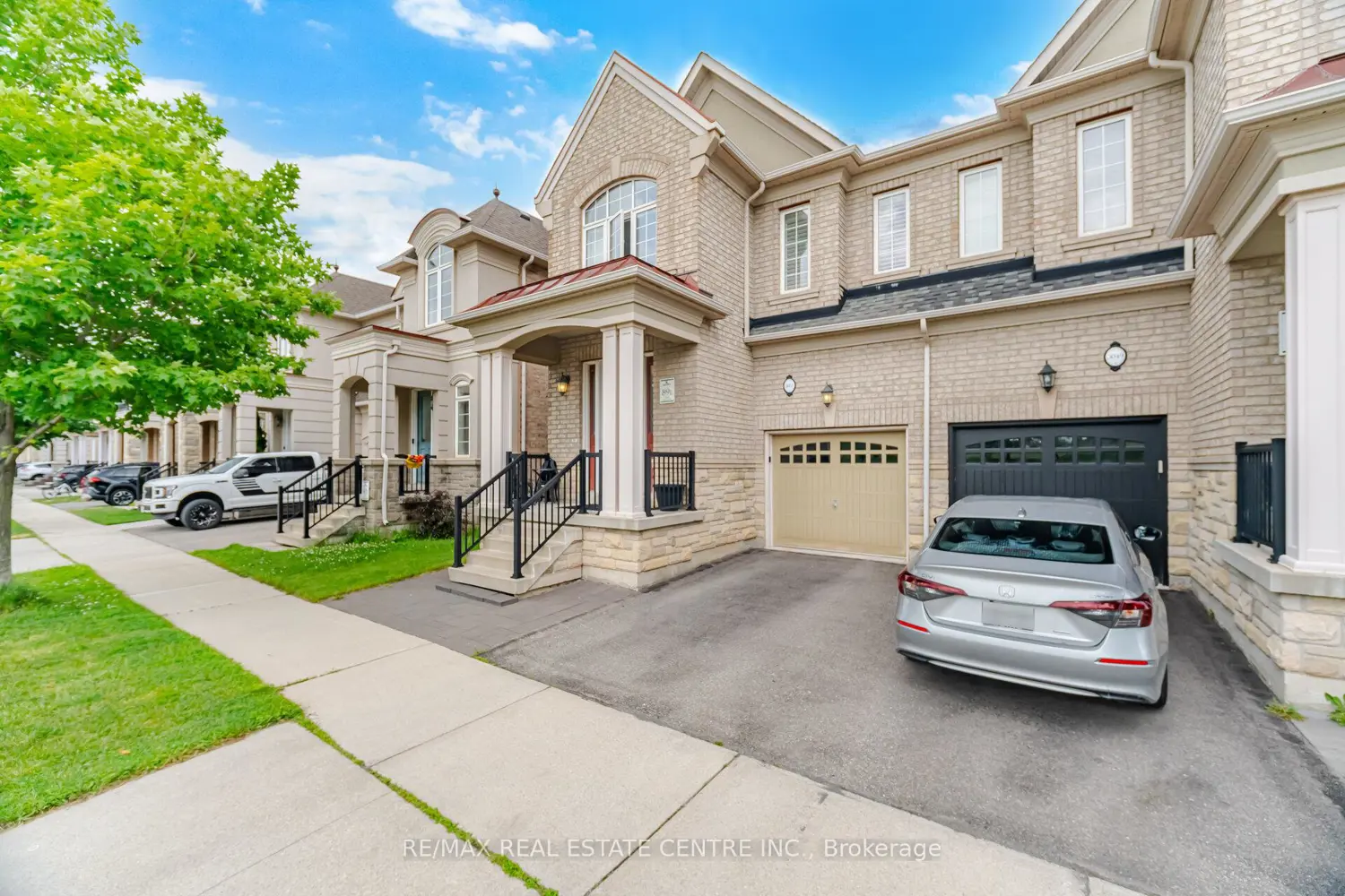 3051 Isaac Avenue photo 3