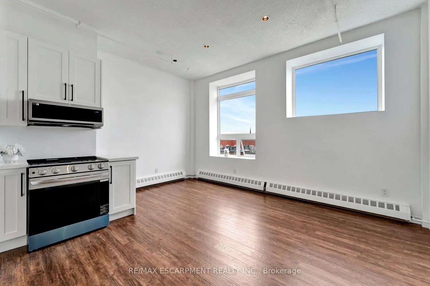 90 Colborne Street 409 photo 5