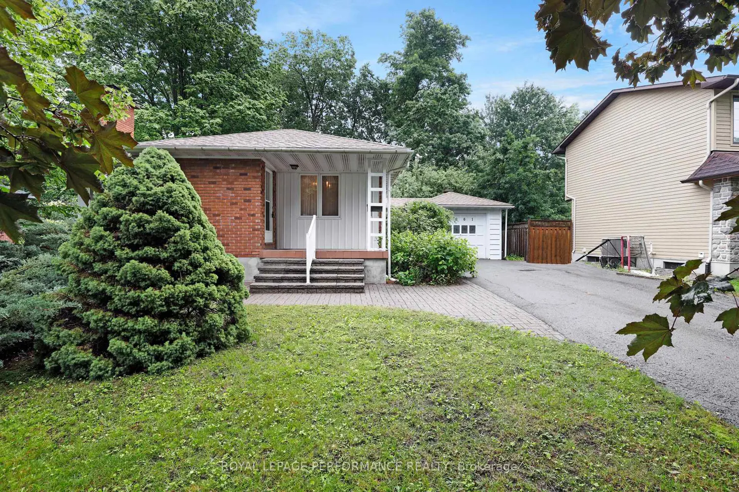 2061 Fairbanks Avenue photo 2
