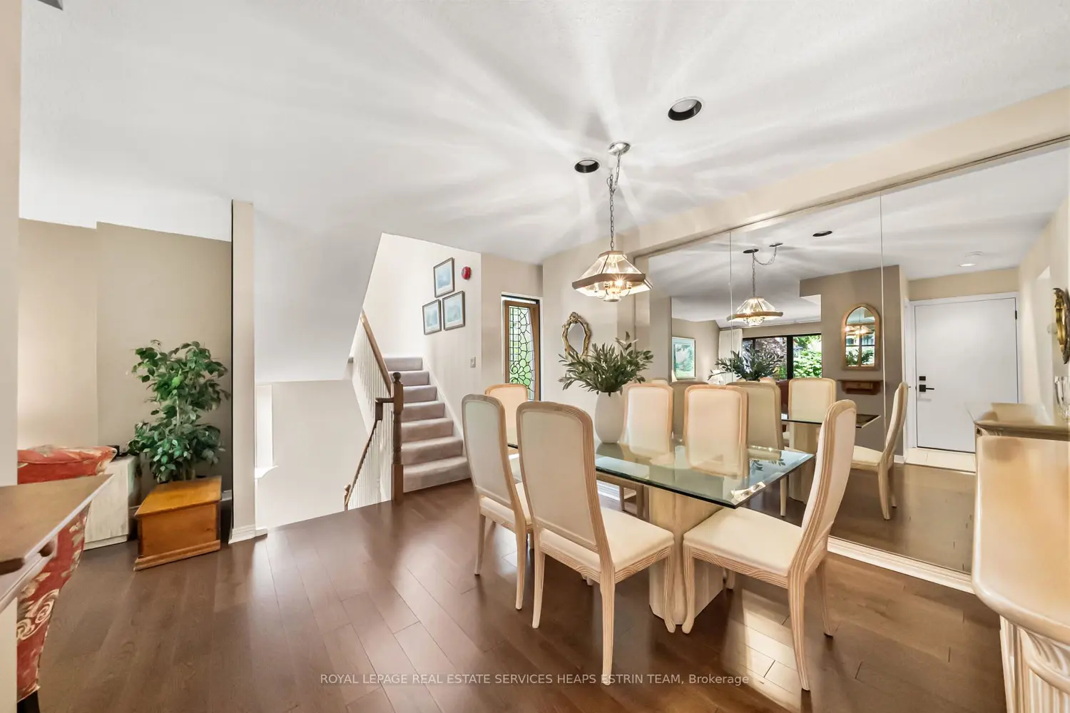 10 Walker Avenue 116 photo 4