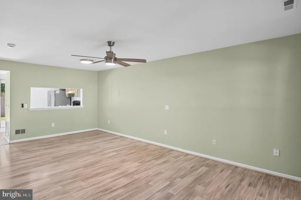 9614 Hingston Dwns, Columbia, MD 21046 photo 3