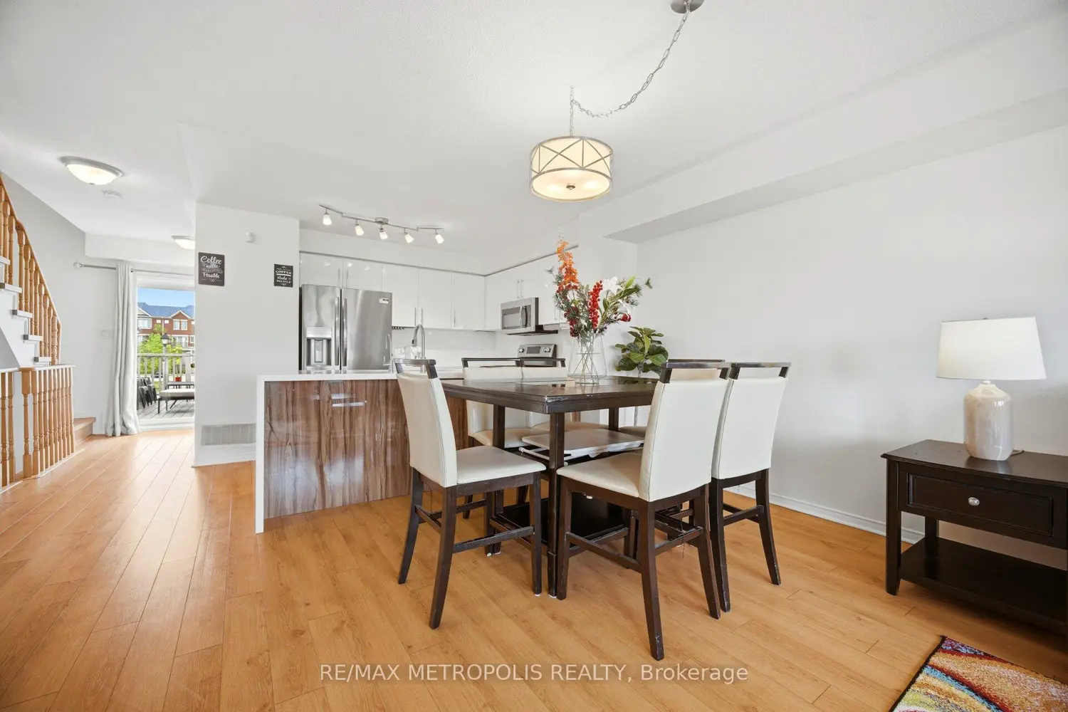 3975 Eglinton Avenue 17 photo 4