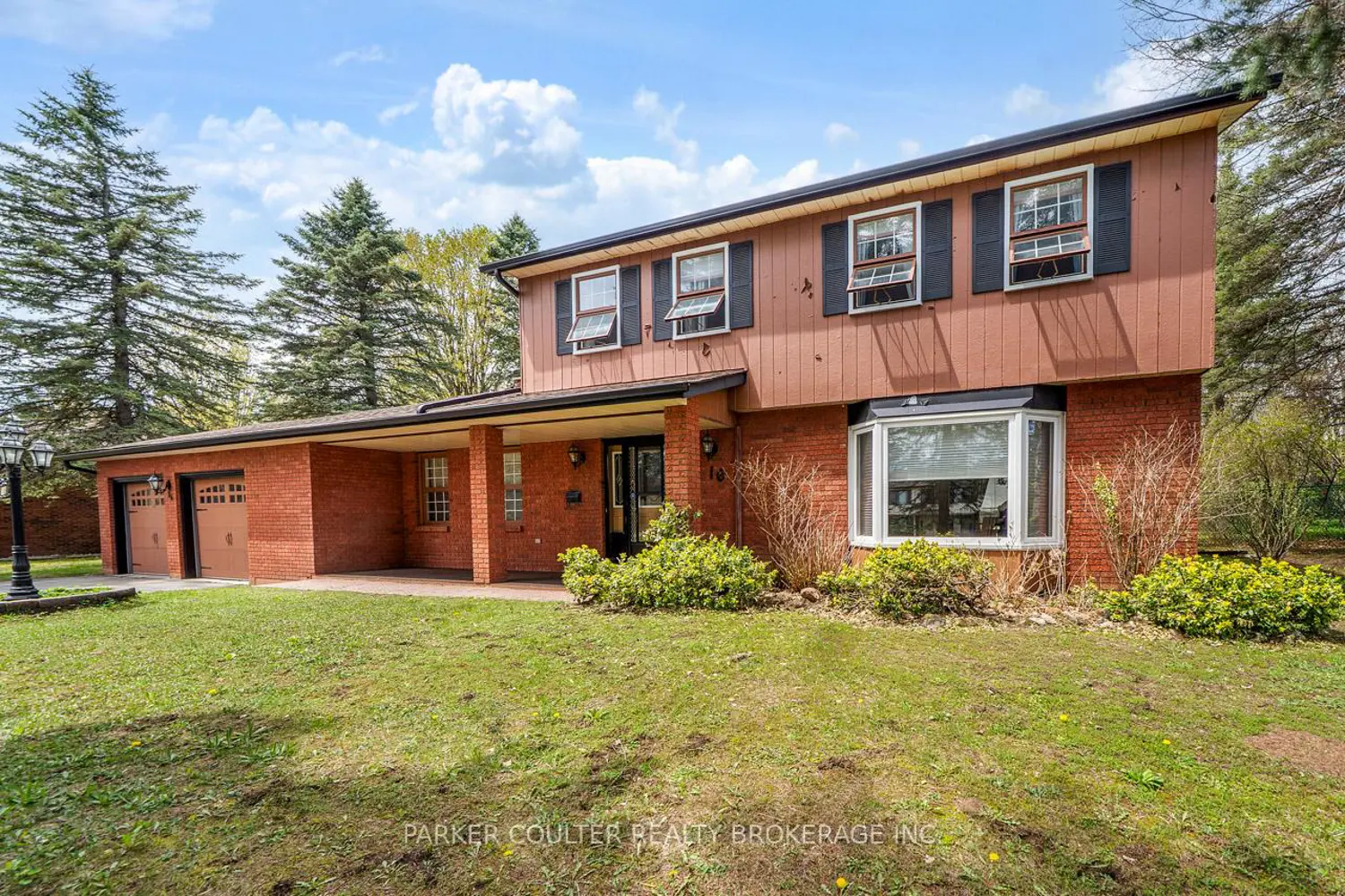 16 Cardinal Crescent