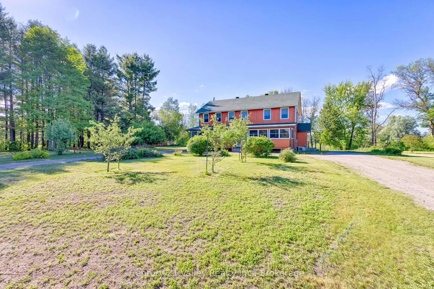 1220 Westross Road photo 3