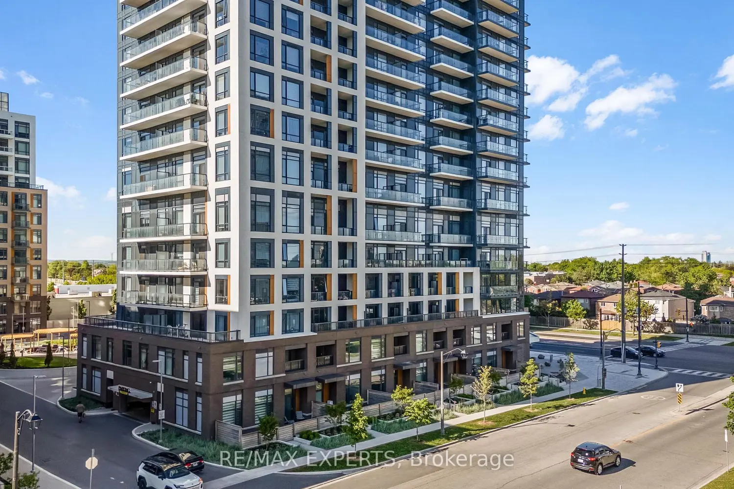 7950 Bathurst Street 1501