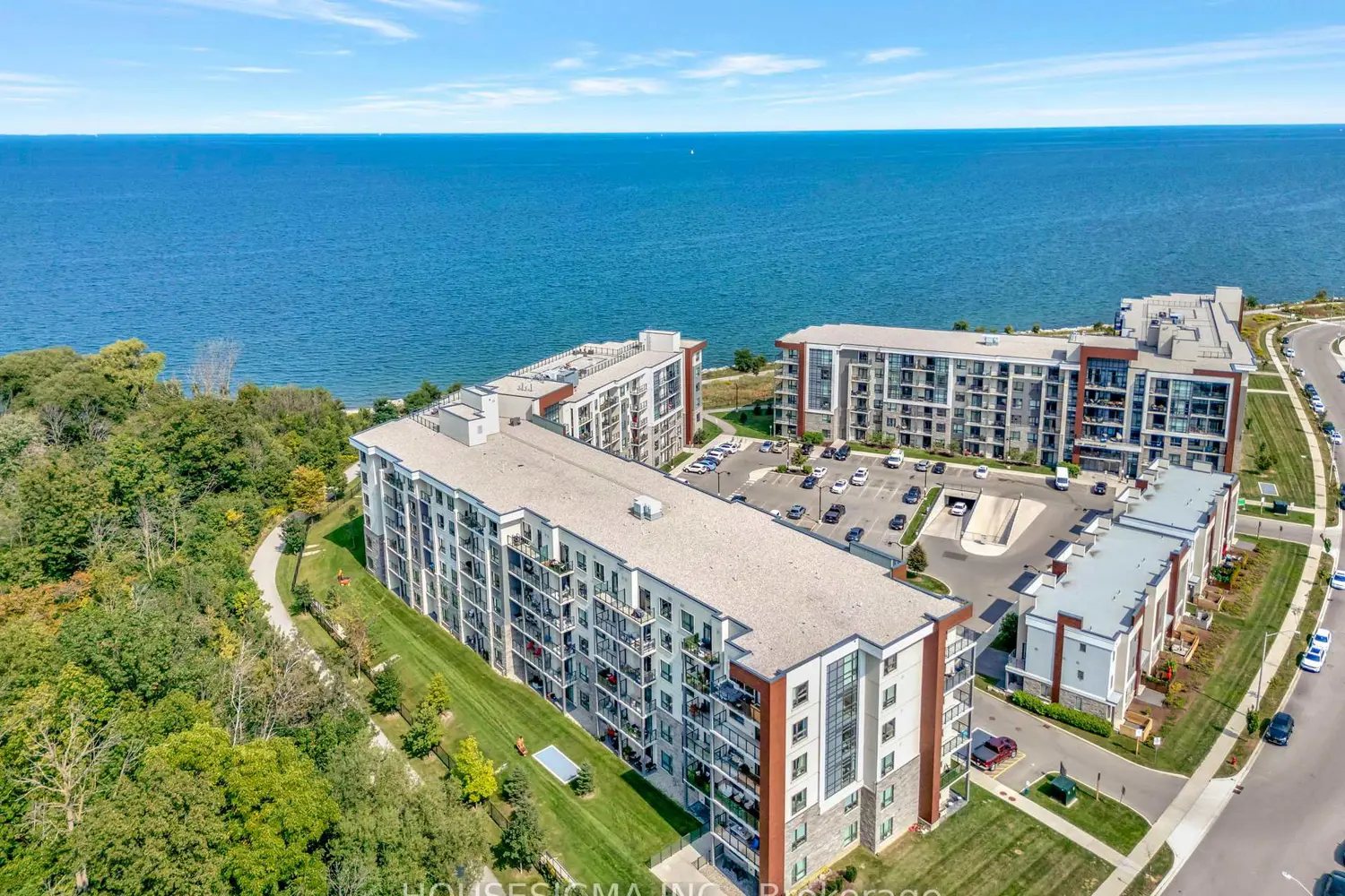 125 Shoreview Place 322
