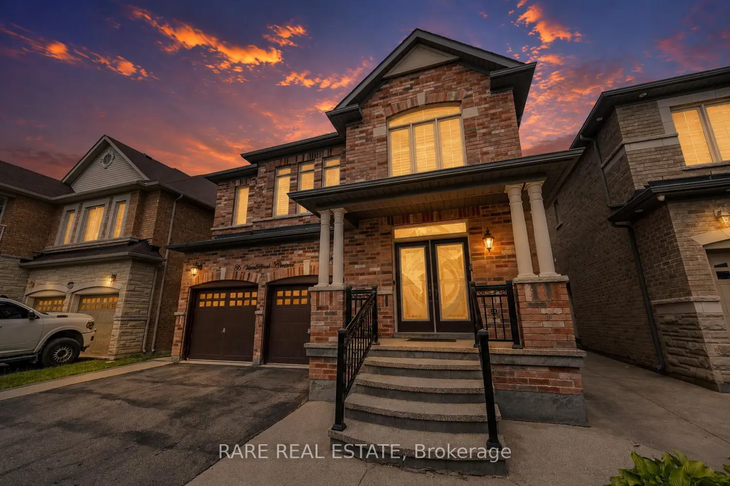 86 Vanderpool Crescent photo 2