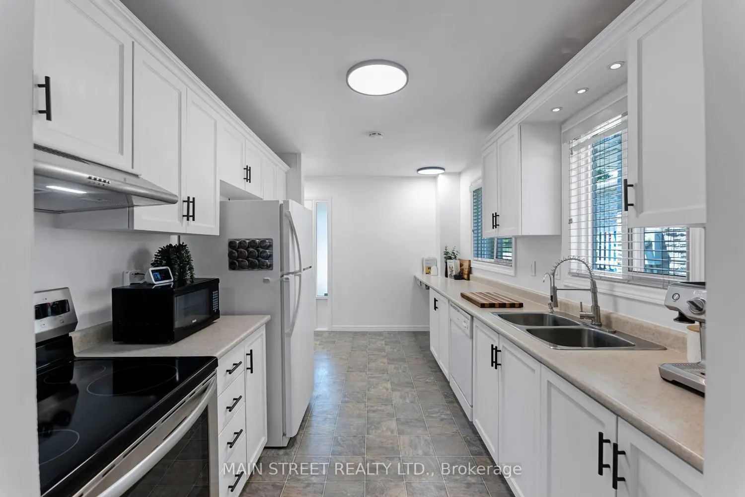 203 Colborne Street photo 3