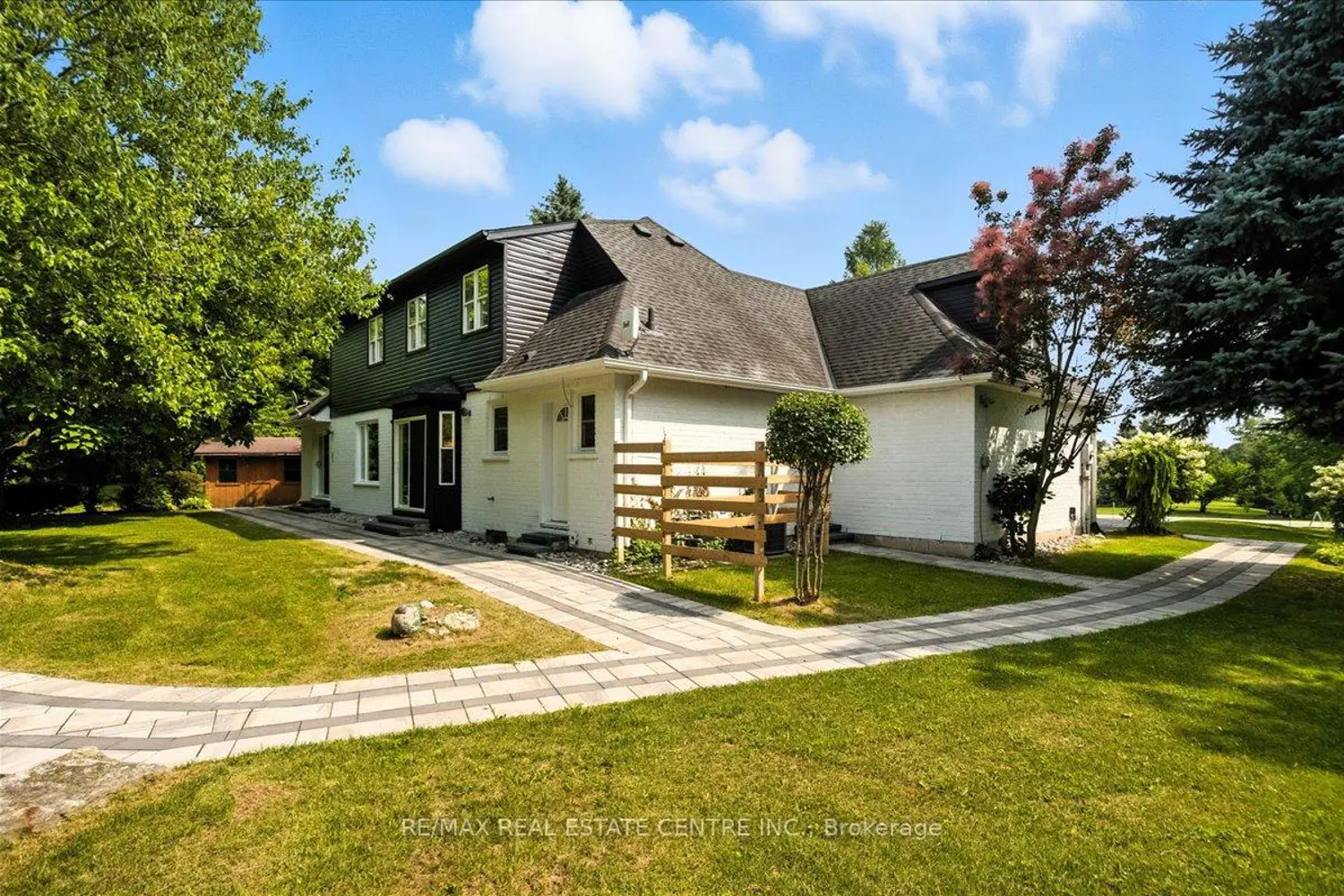 29 Currie Drive photo 2