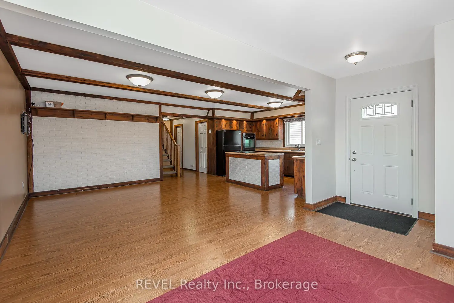373 Hennepin Avenue photo 4
