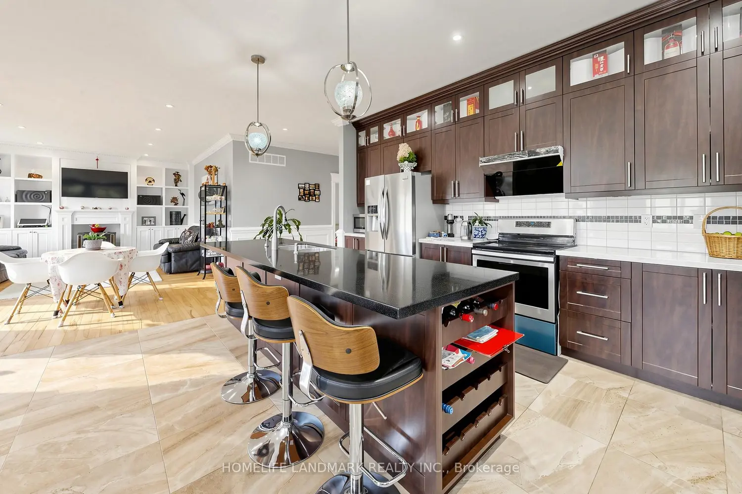 61 Irving Drive photo 3