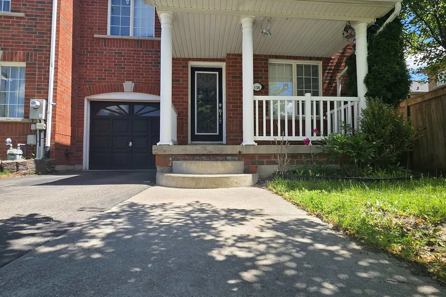 138 Tianalee Crescent photo 2