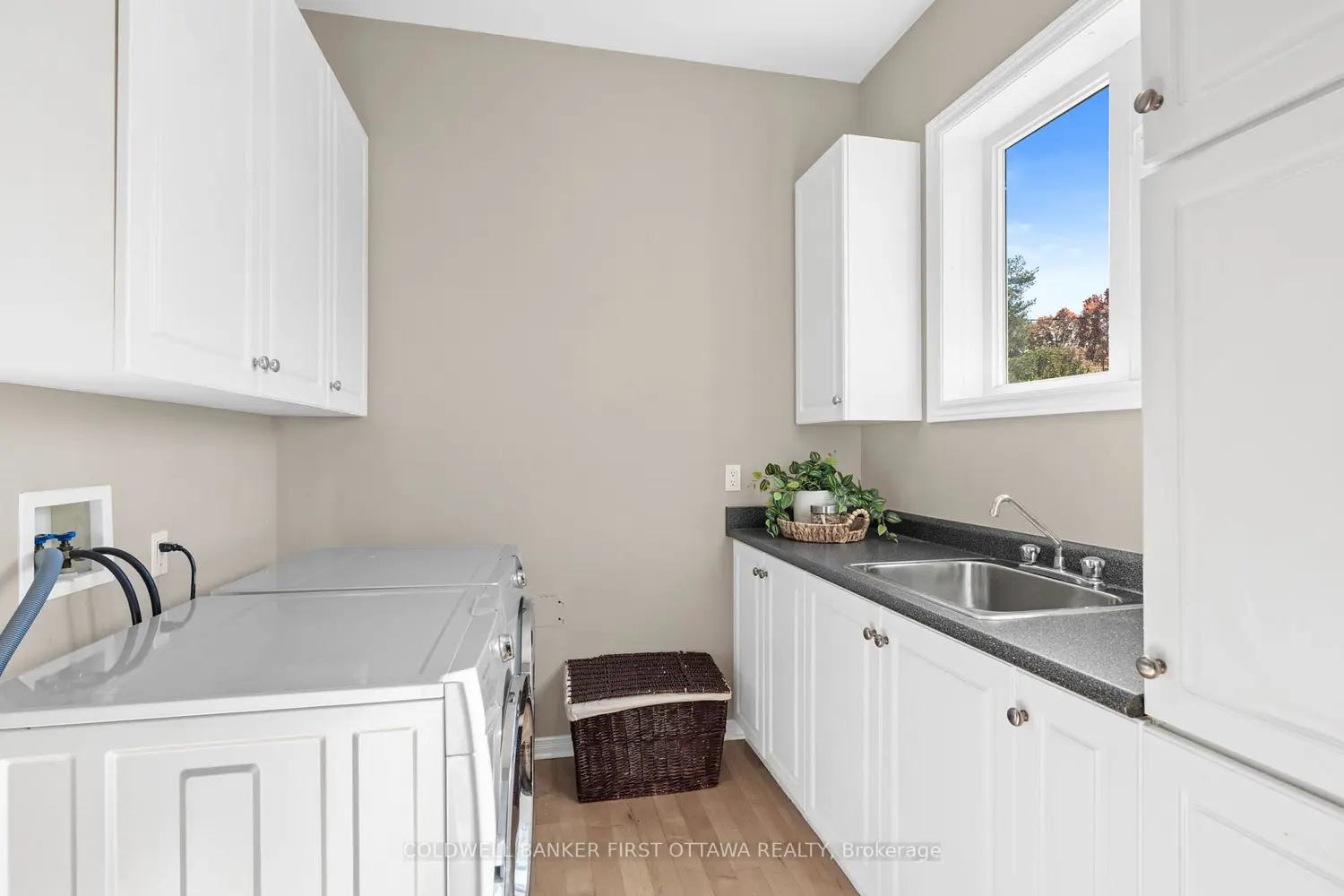 358 River Road photo 5