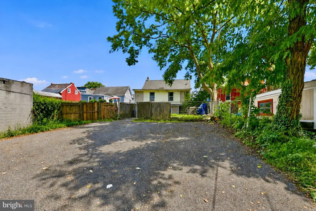 249 Summit Avenue, Hagerstown, MD 21740