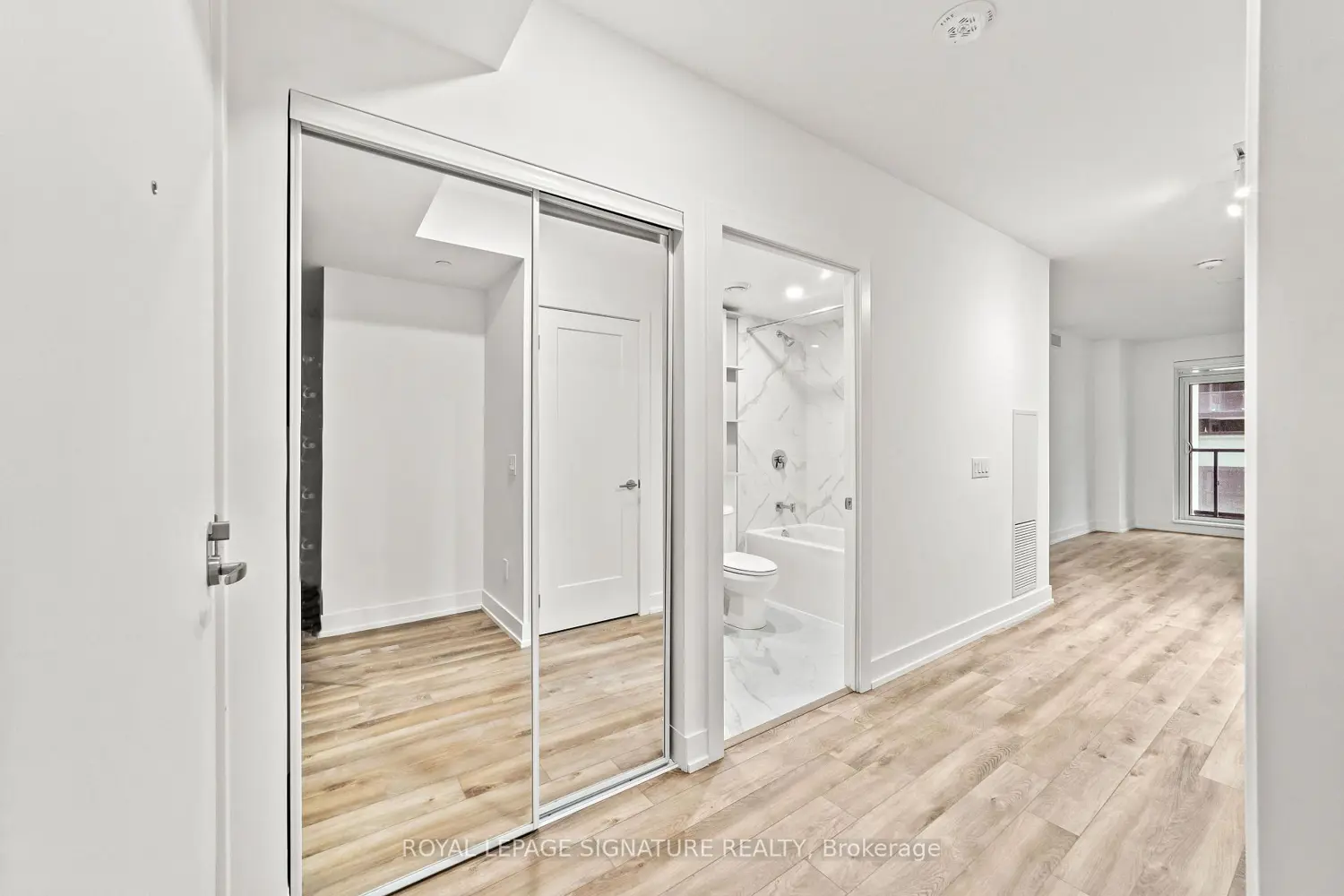 9 Clegg Road 501 photo 2