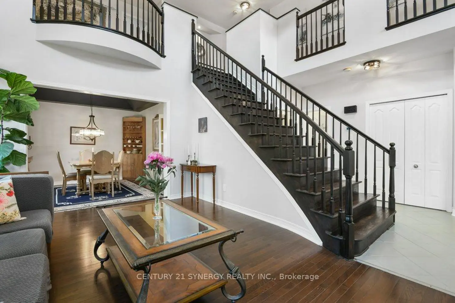 37 Windfield Crescent photo 2