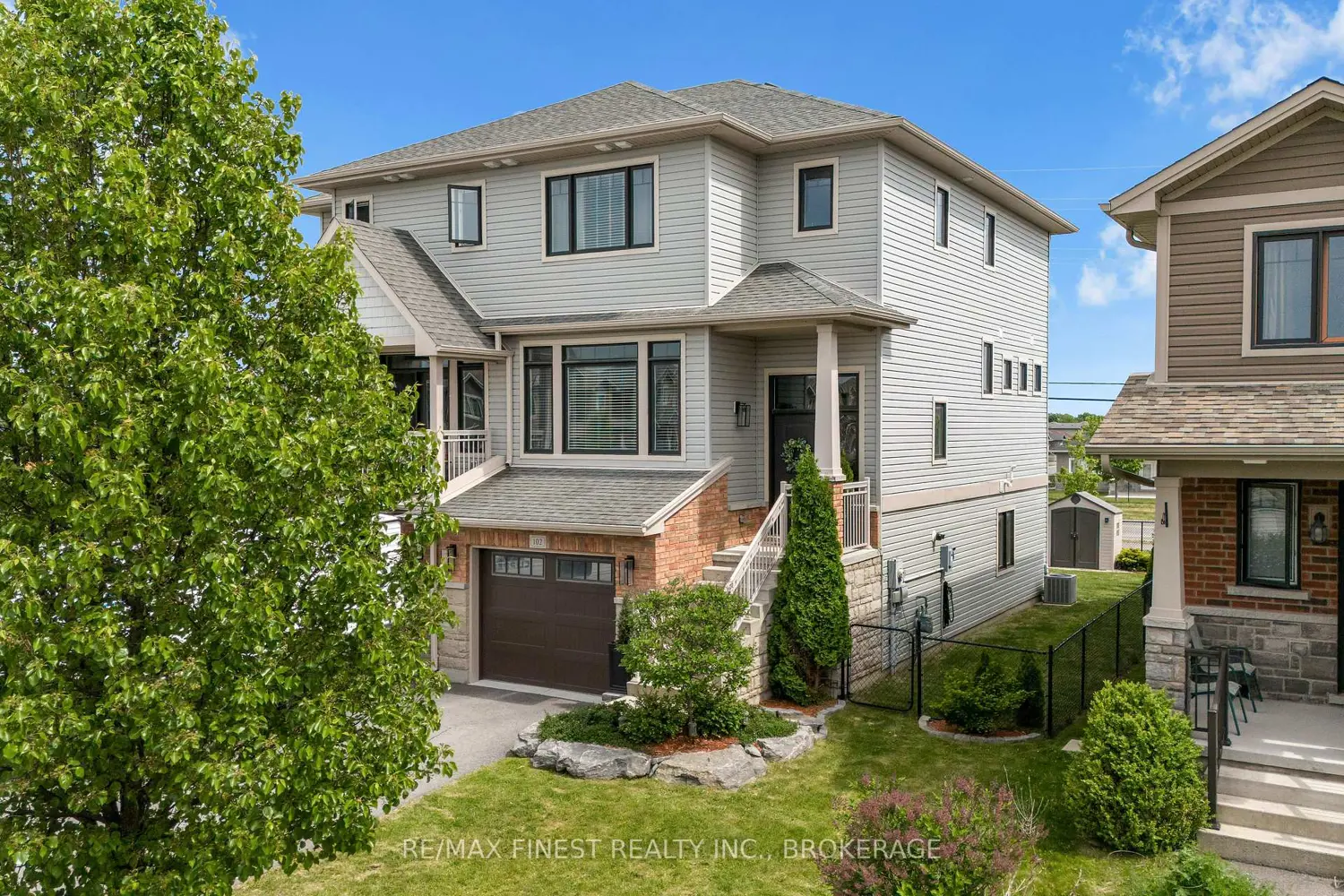 102 Dr. Richard James Crescent