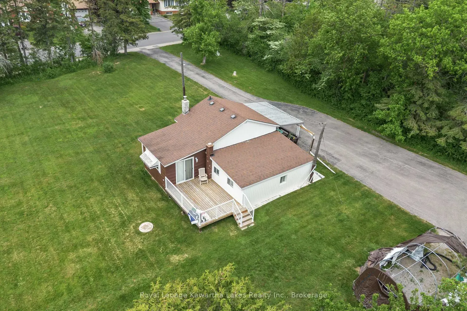 55 Parkside Drive photo 4