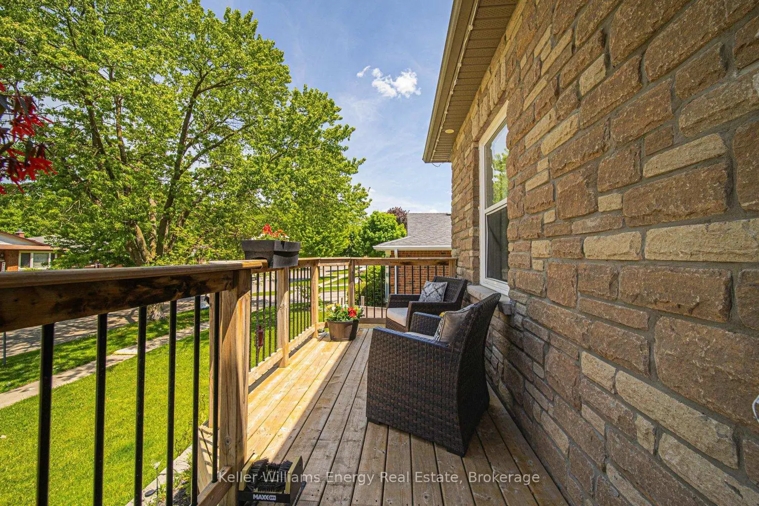 929 Dublin Street photo 2