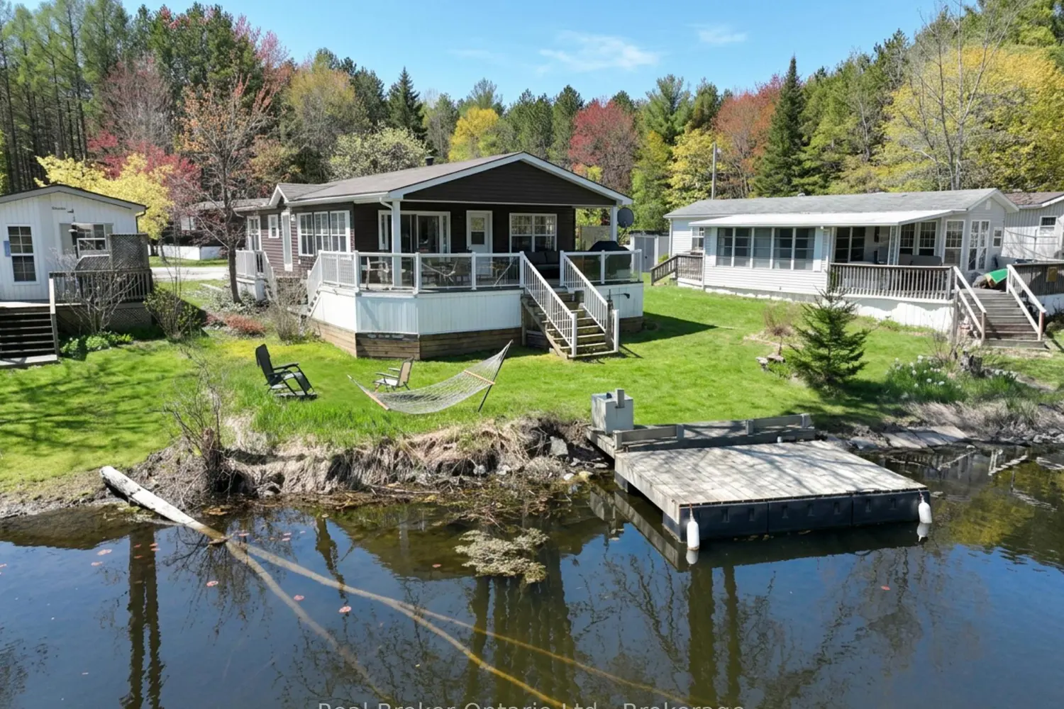 13 Southline Avenue M24