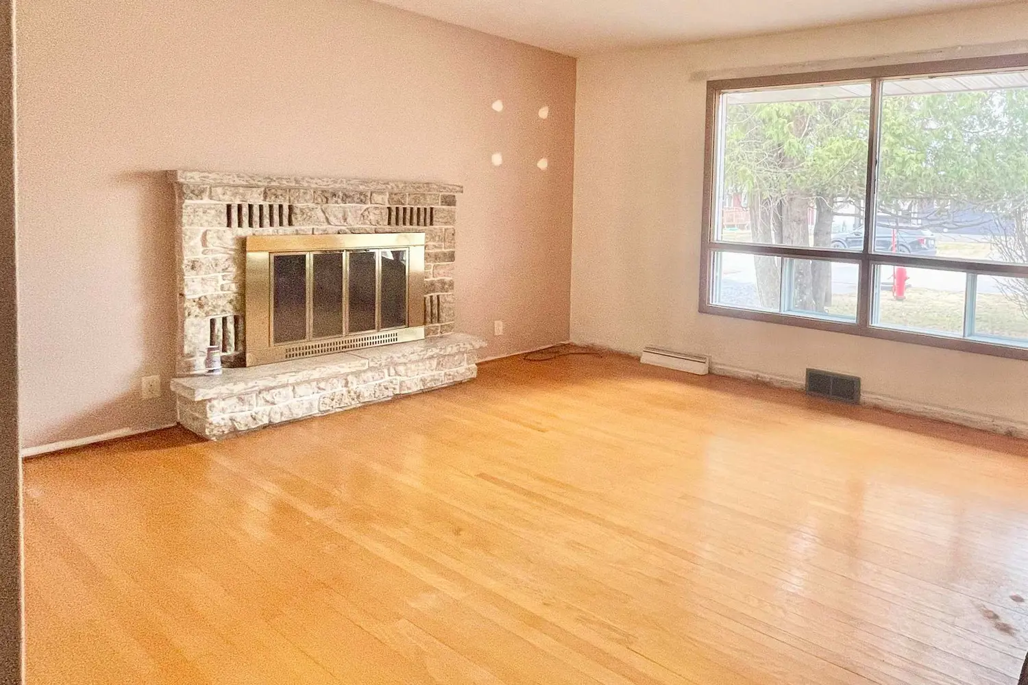 45 Dingwall Parkway photo 2
