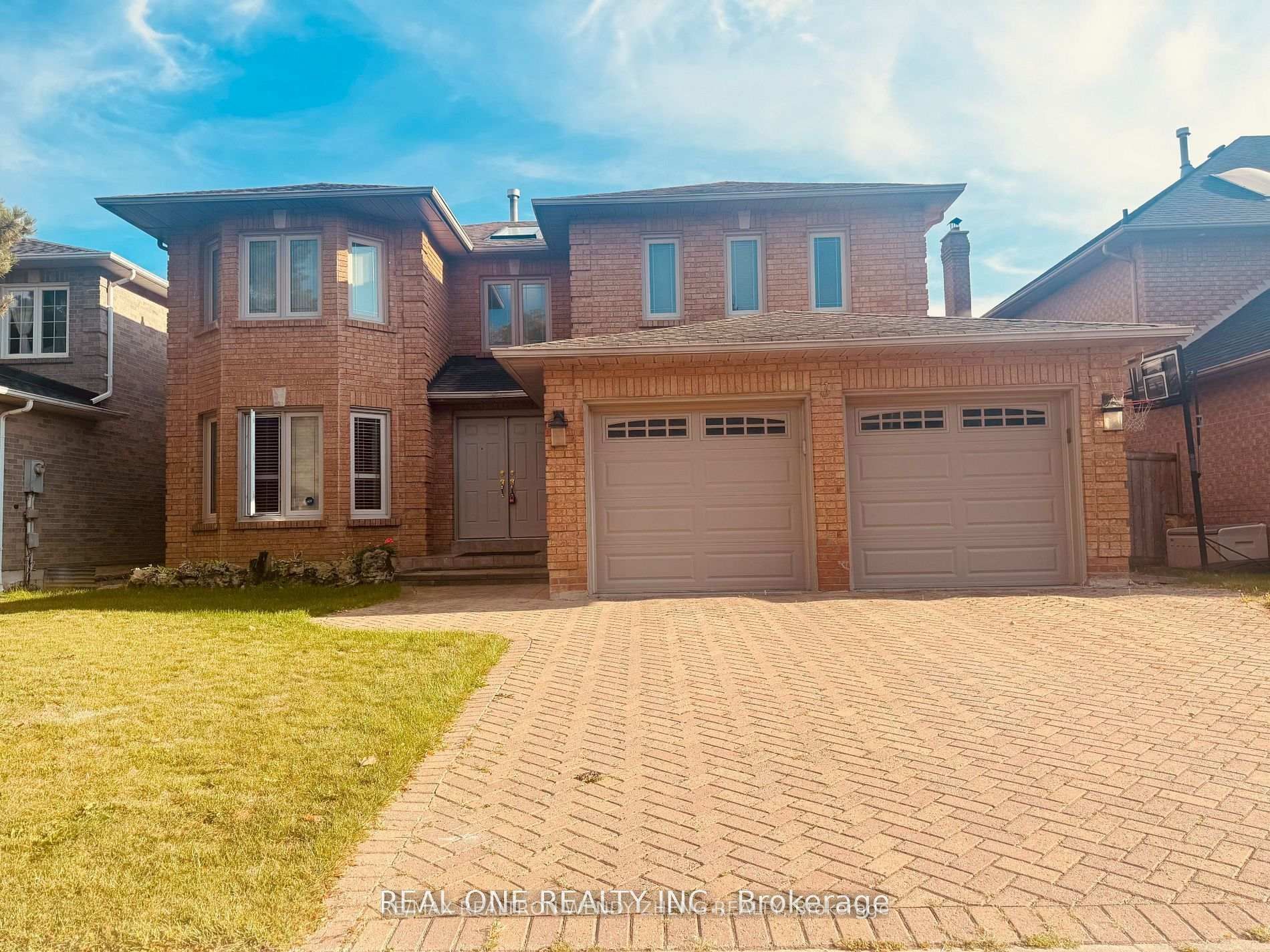 3 Elmsley Drive, Richmond Hill, ON, L4C 8N1