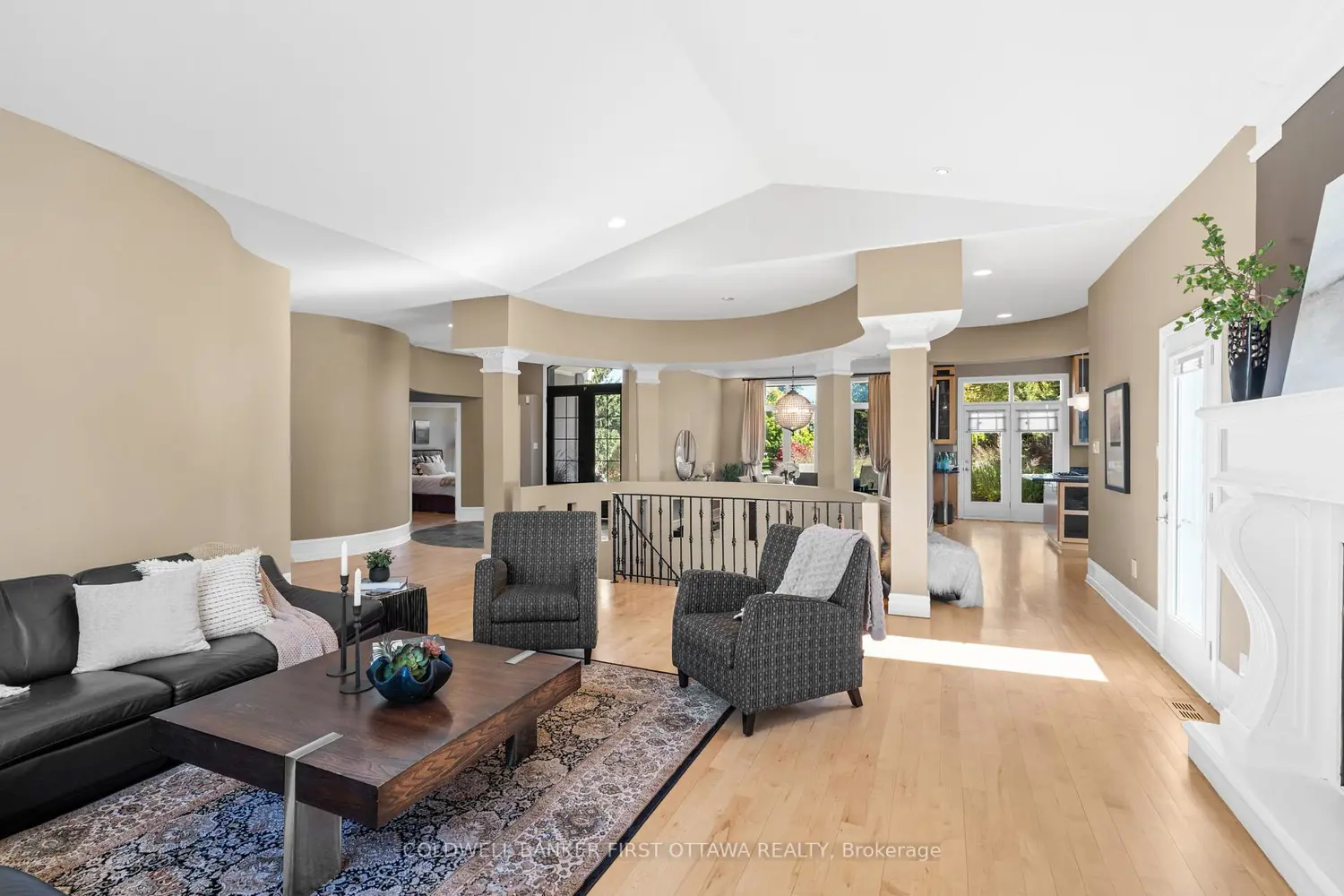 358 River Road photo 2