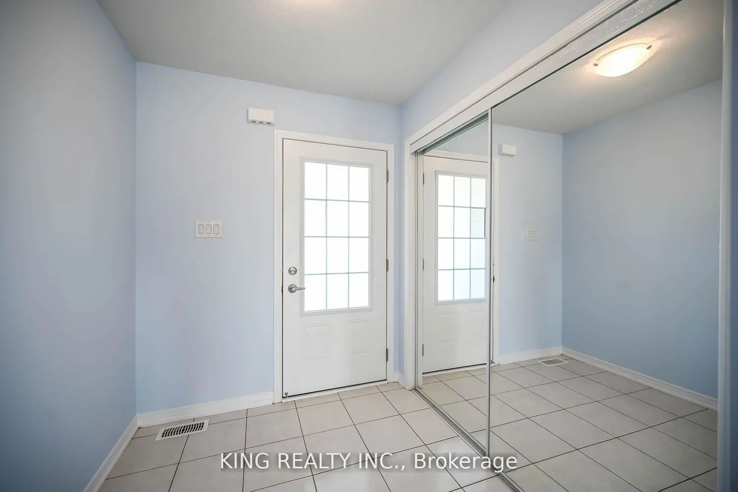 27 Cooke Avenue photo 5