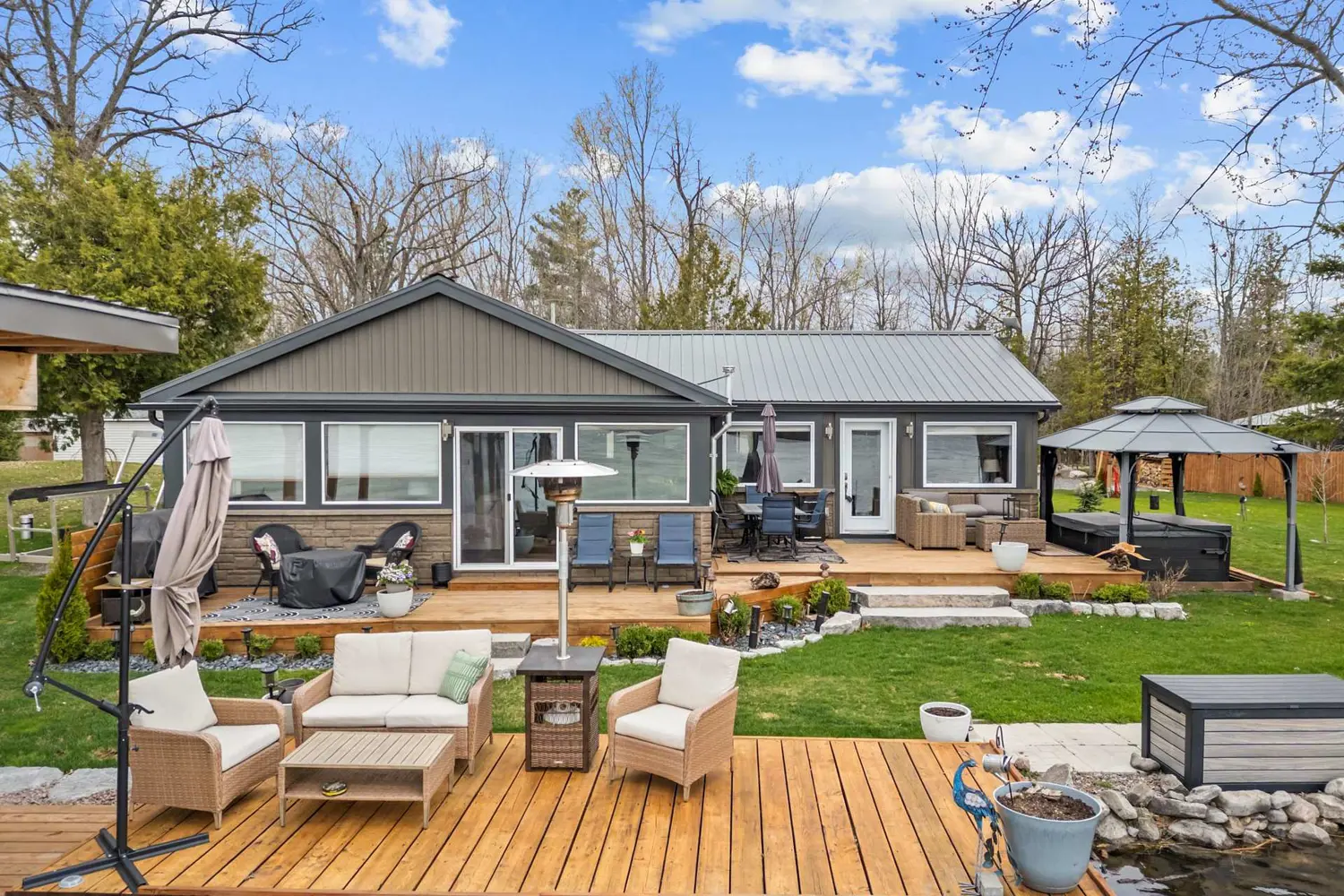 1000 Garratt Road F