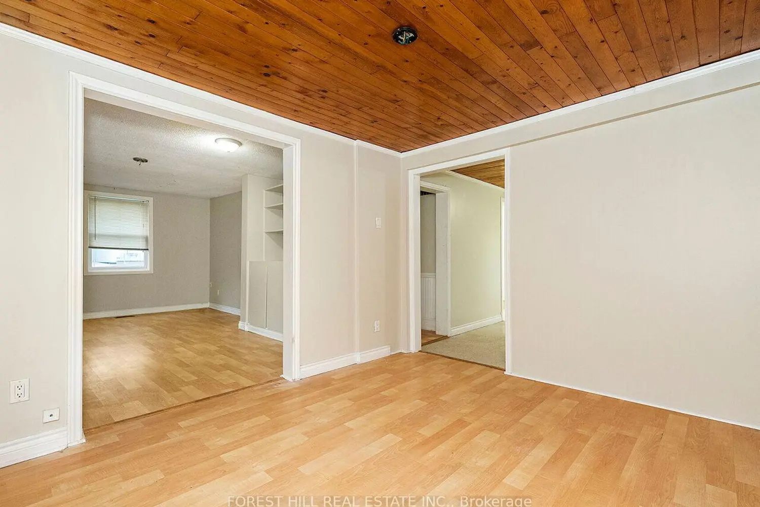 144 King Street photo 5