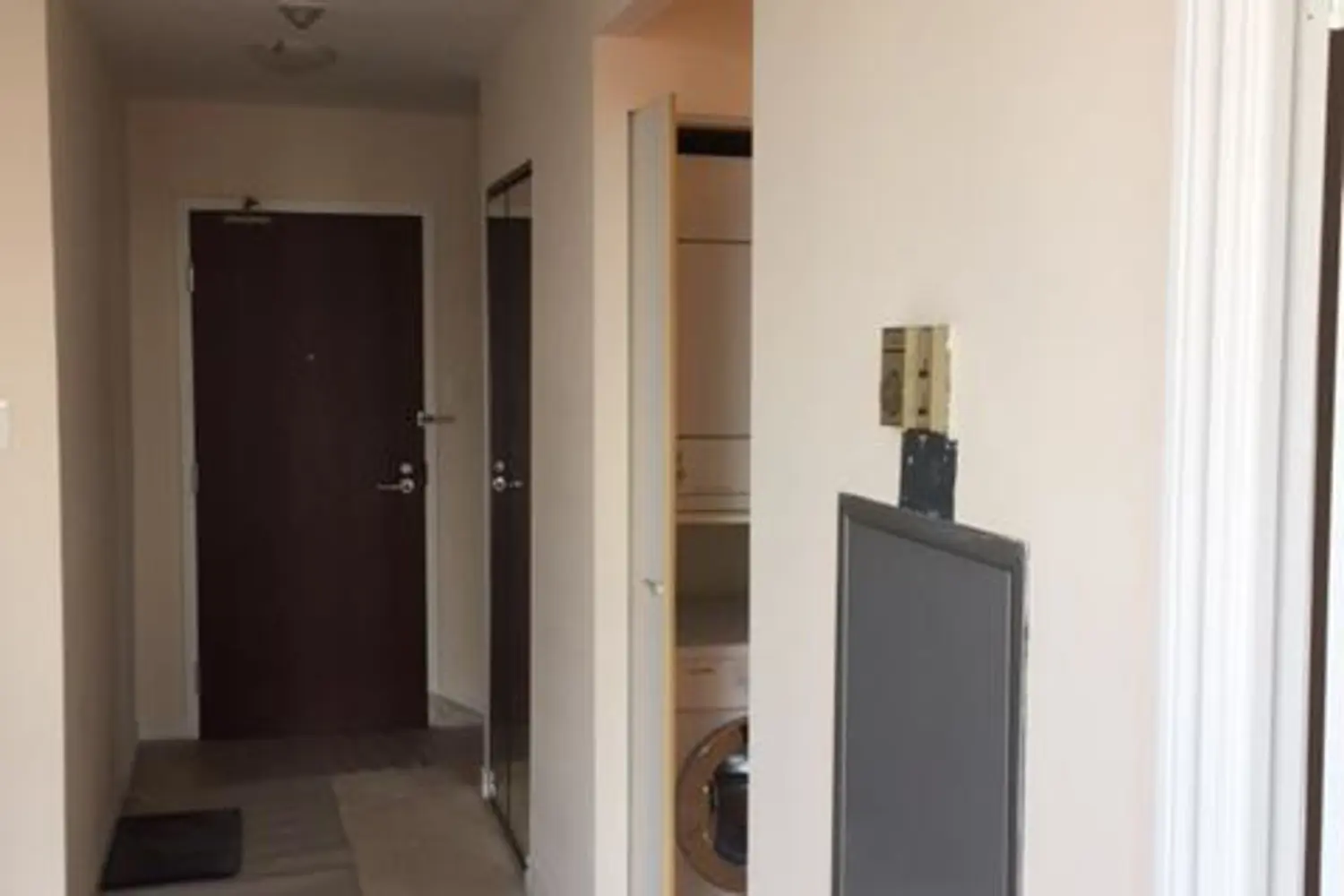 1055 Bay Street 2210 photo 3