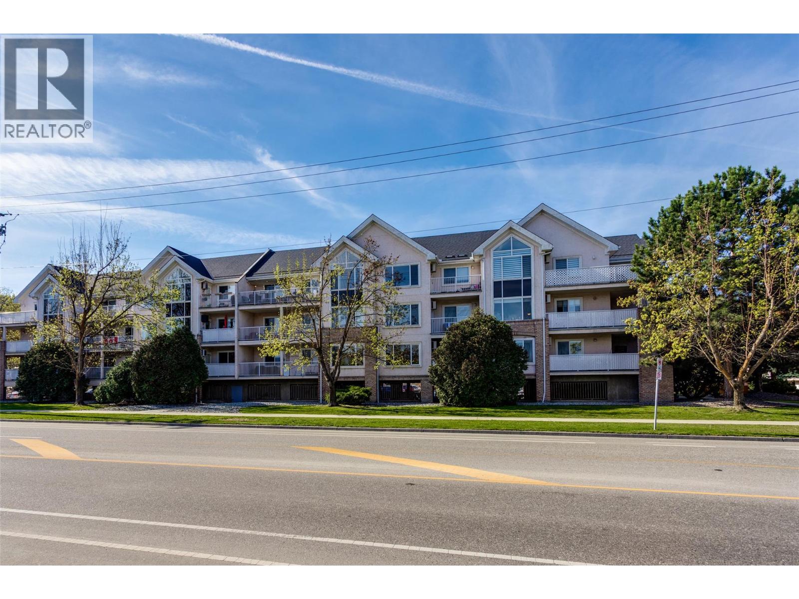 110-400 Sutton Crescent, Kelowna, BC, V1V1Y3 photo 3