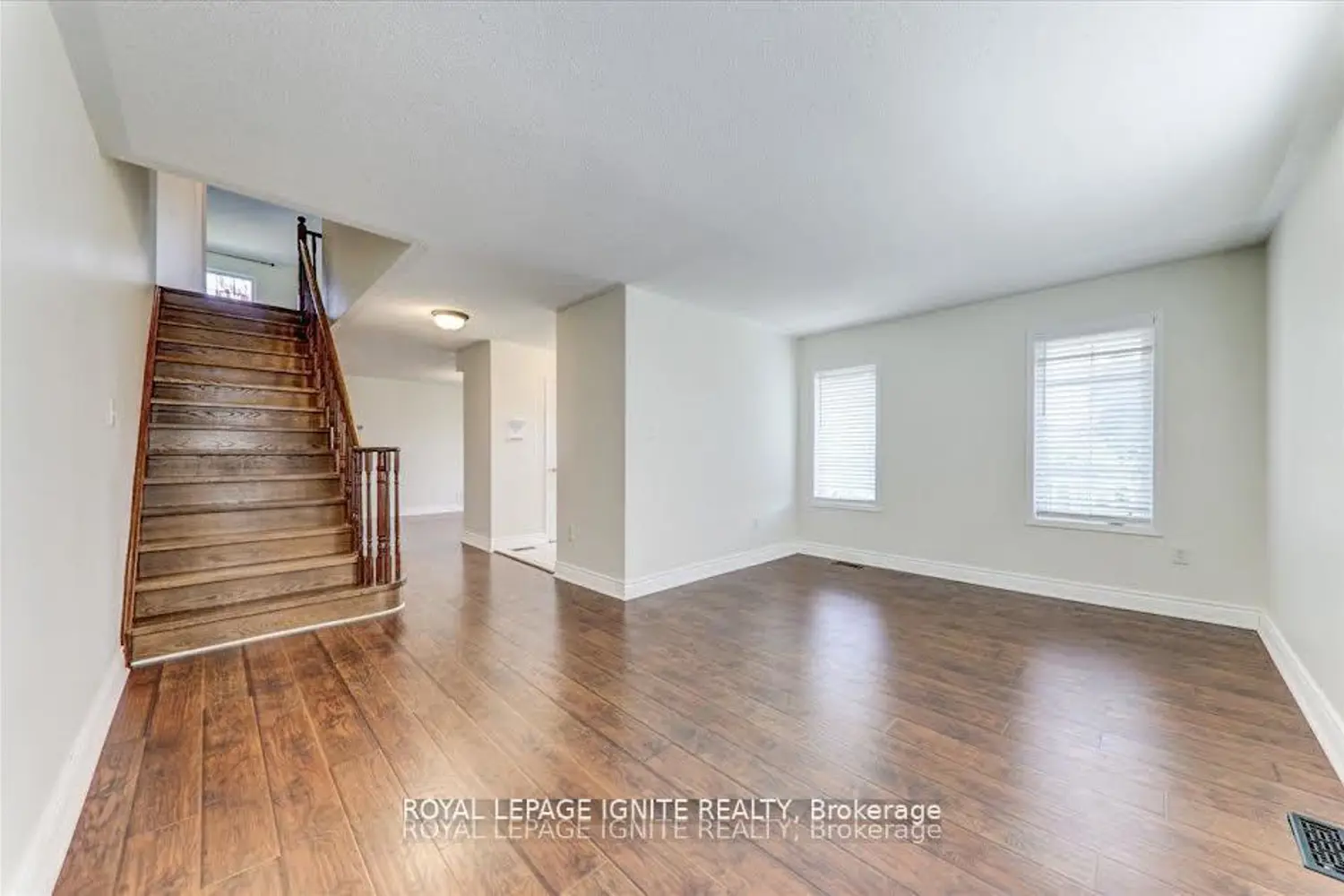 57 Armitage Crescent photo 5